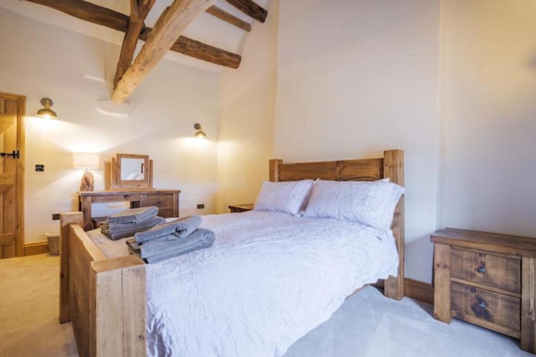 5 Star Cottage On The Green With Log Burner - Dog Friendly Austwick Kültér fotó