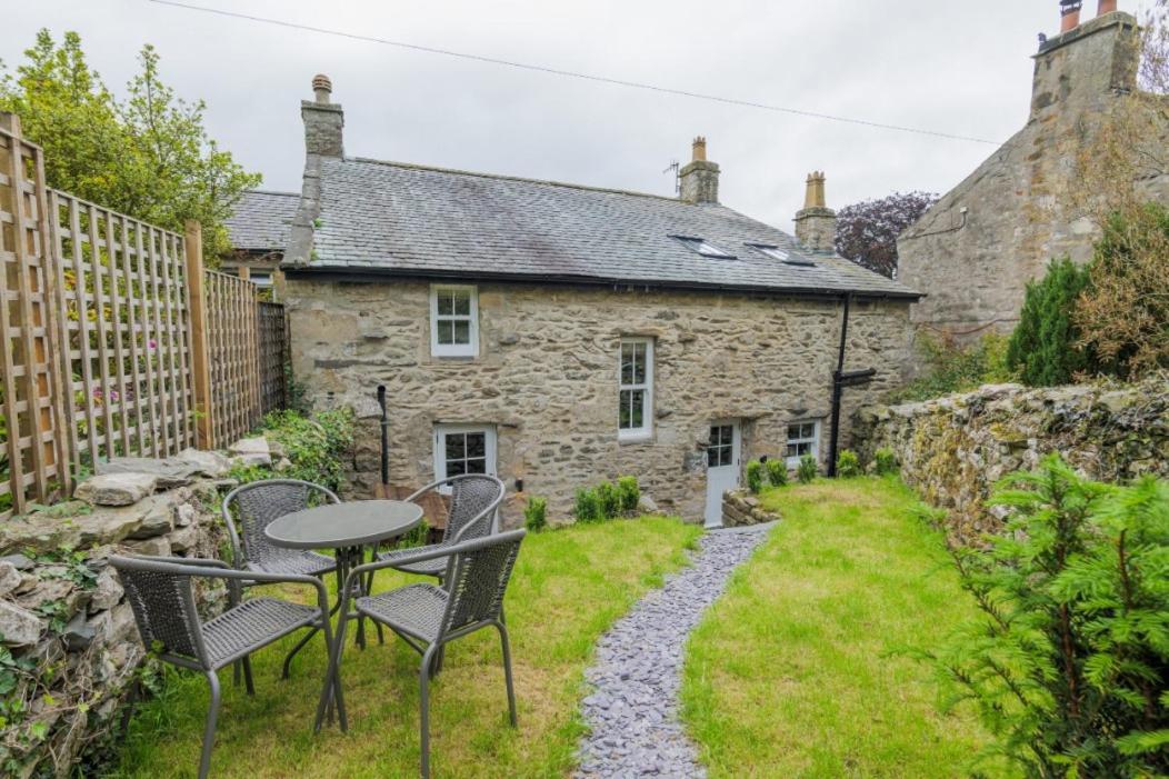 5 Star Cottage On The Green With Log Burner - Dog Friendly Austwick Kültér fotó