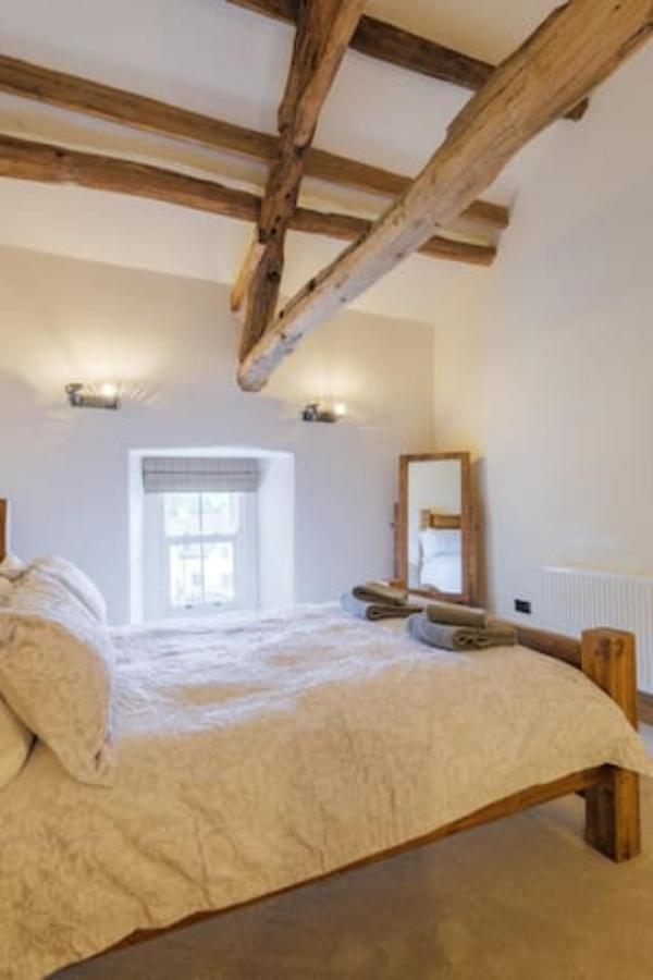 5 Star Cottage On The Green With Log Burner - Dog Friendly Austwick Kültér fotó