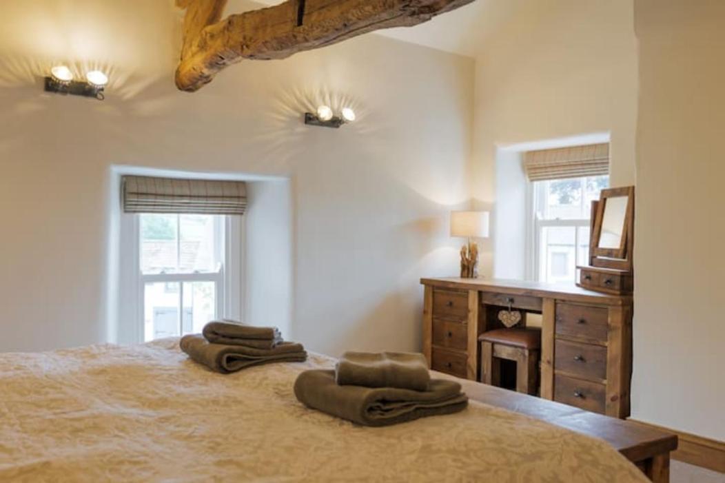 5 Star Cottage On The Green With Log Burner - Dog Friendly Austwick Kültér fotó